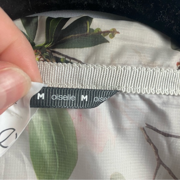 Oiselle Lightweight Floral Vest size M - Picture 6 of 7